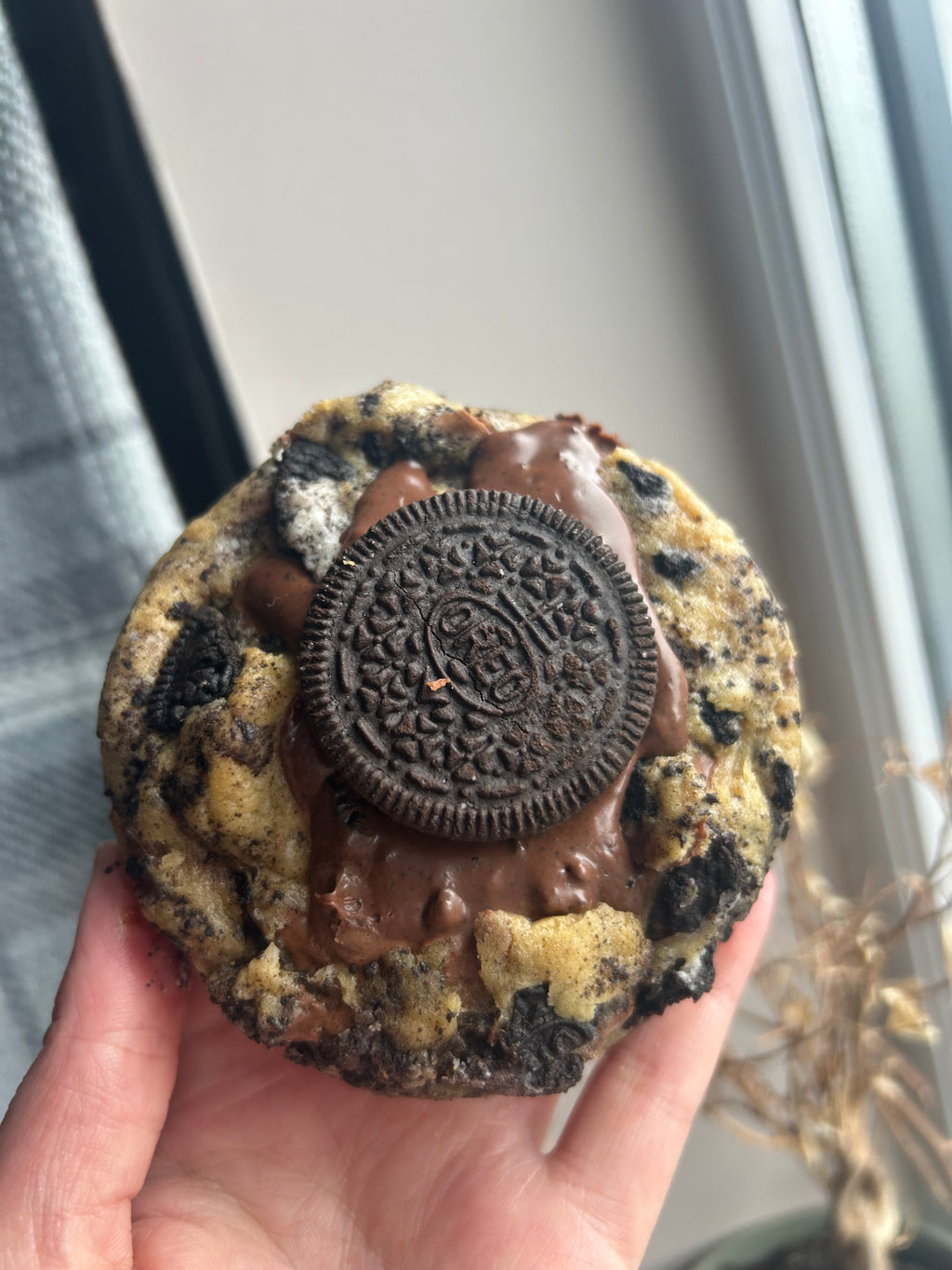 Milk chocolate cookies and cream stuffed cookie
