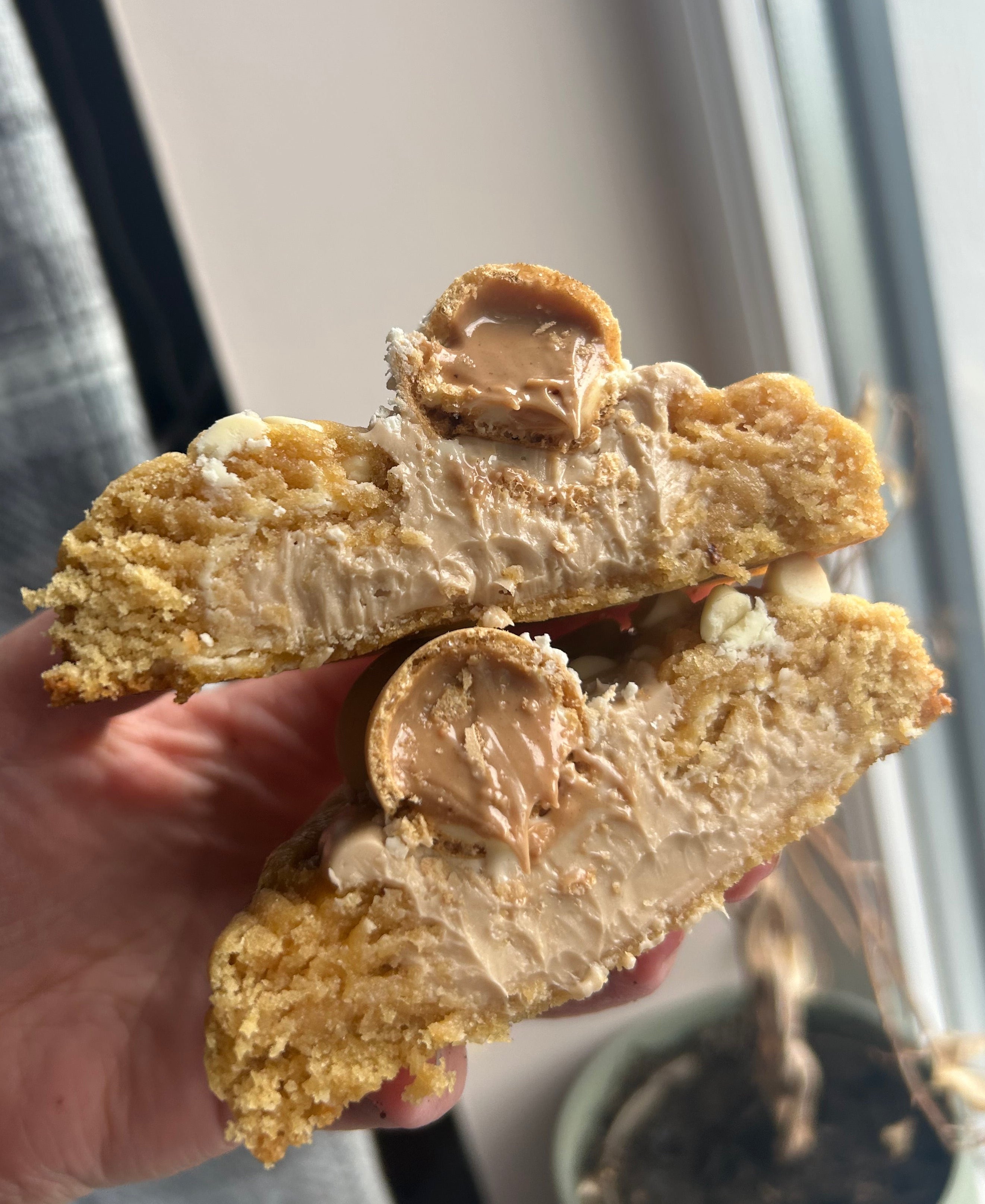 White hazelnut hippo cookie